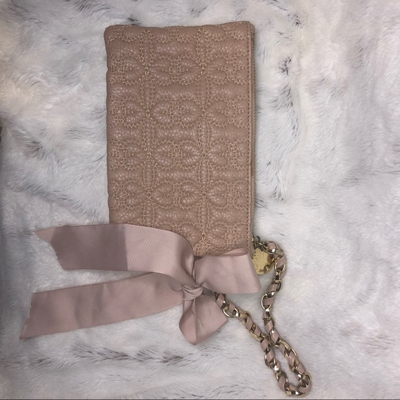 Deux Lux Soft Pink Quilted Clutch with Gold Strap, Bow Detail and Teal Lining - Picture 5 of 5